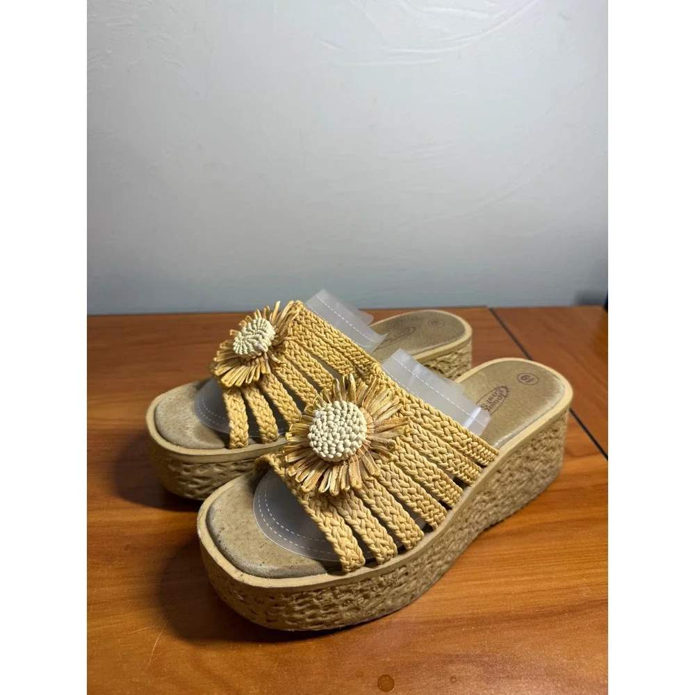 Vintage Y2K Wedge Heel Slip On Rattan Woven Braided Flower Neutral W6.5